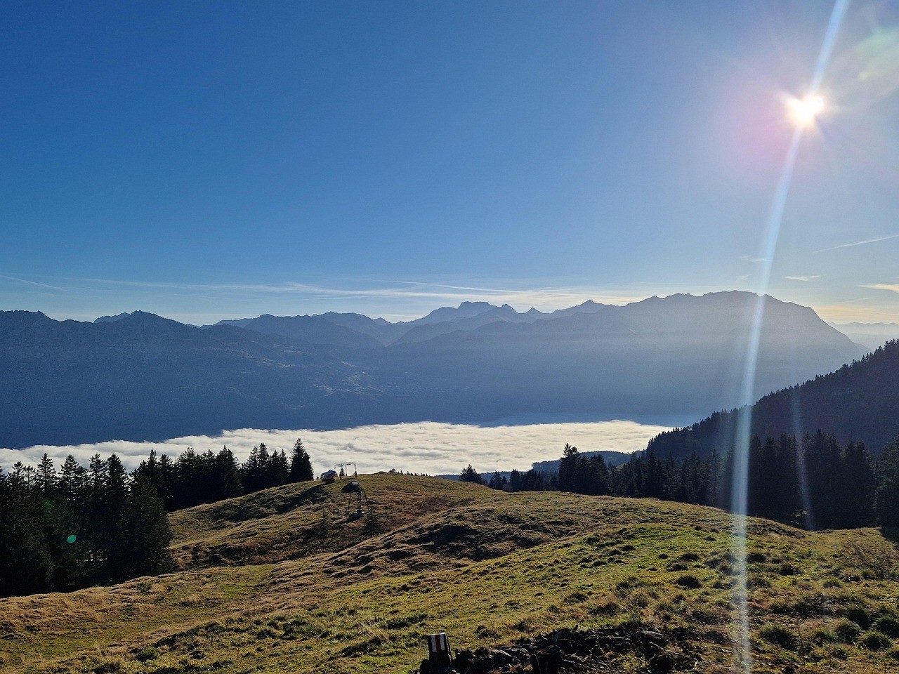 mountains-9188096_1280