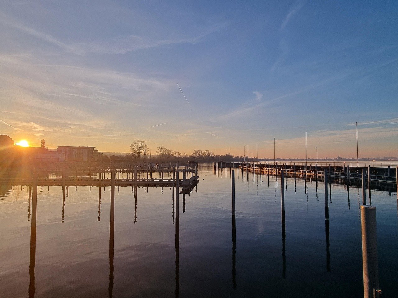 port-7463015_1280